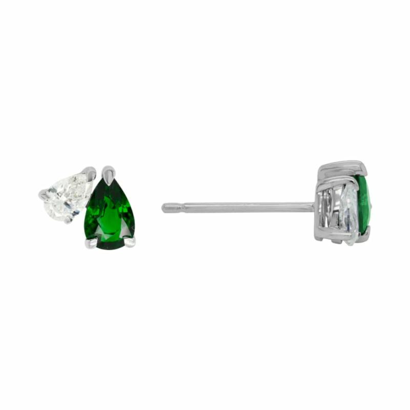 14K Gold Pear Cut Emerald Stud Earrings Earrings